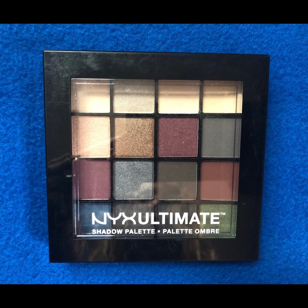 NYX Eyeshadow pallet